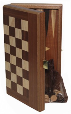 Набір Manopoulos Шахи + шашки, червоне дерево, колір махагон, 30 x 27.5 см Набір Manopoulos Шахи + шашки, червоне дерево, колір махагон, 30 x 27.5 см