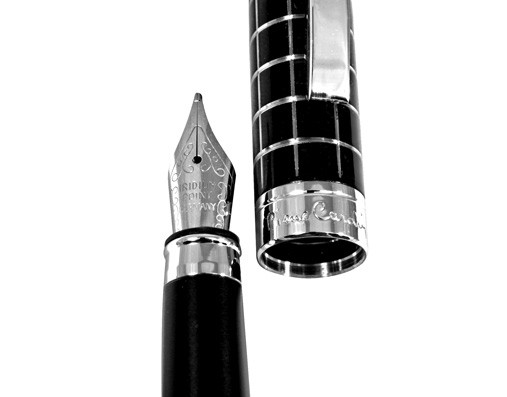 Ручка перо Pierre Cardin, чорний корпус Ручка перо Pierre Cardin, чорний корпус