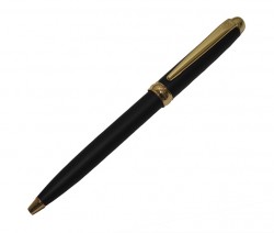   Pierre Cardin Traveller,   