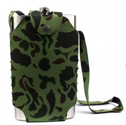 Фляга з нержавіючої сталі в камуфляжному чохлі Фляга з нержавіючої сталі в камуфляжному чохлі