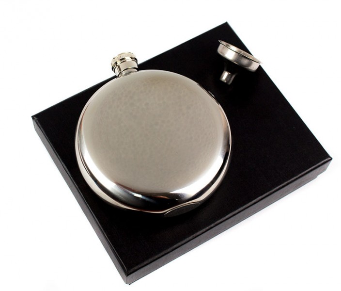 Фляга з харчової нержавіючої сталі у подарунковій упаковці Фляга з харчової нержавіючої сталі у подарунковій упаковці