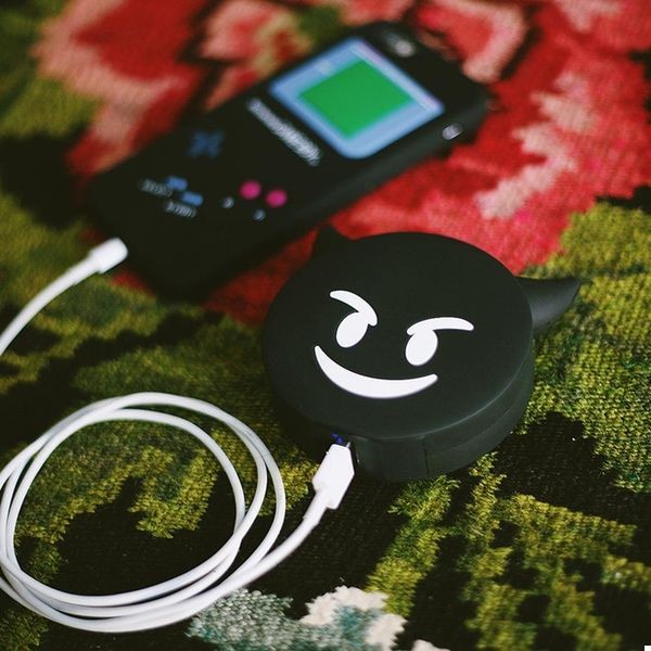 Портативна Батарея " Емоції. Чортеня Чорне " Портативна Батарея " Емоції. Чортеня Чорне "