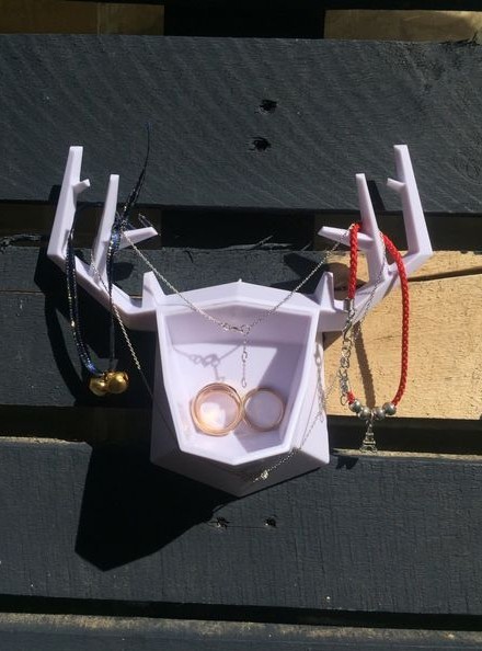 Підставка під Біжутерію , біла Підставка під Біжутерію , біла