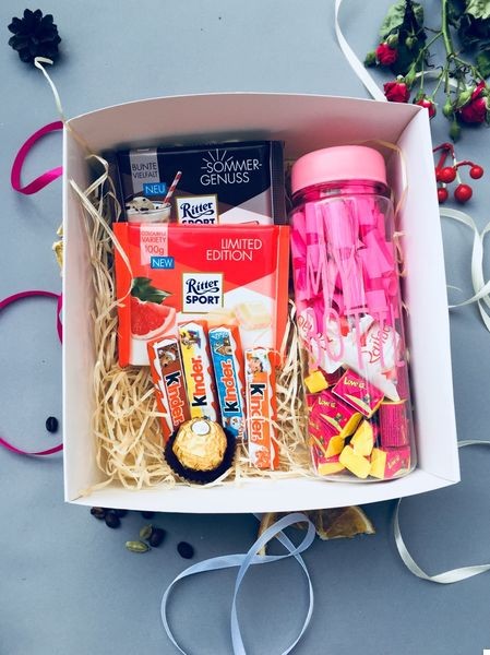 Подарунковий набір " Солодка Пляшечка " Подарунковий набір " Солодка Пляшечка "