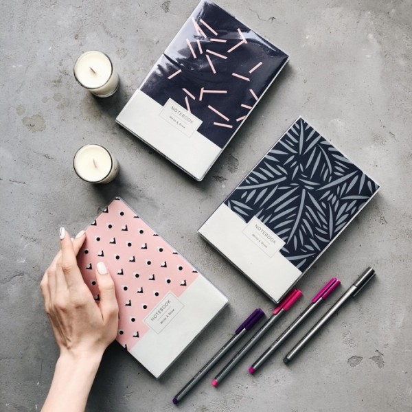 Блокнот WRITE&DRAW. PINK STICKS Блокнот WRITE&DRAW. PINK STICKS