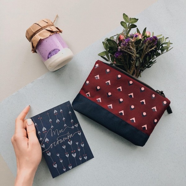 Косметичка. DOTS . Косметичка. DOTS .