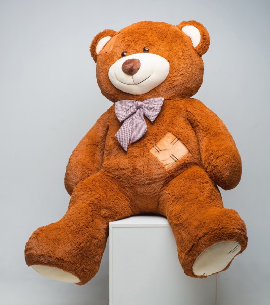 Плюшевий ведмедик Mister Medved з латками Карамель 2 метри Плюшевий ведмедик Mister Medved з латками Карамель 2 метри
