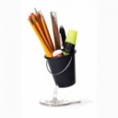 ϳ    Desk Bucket Peleg Design 