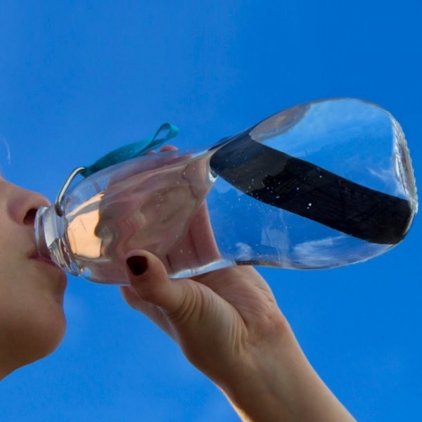 Еко пляшка скляна Eau Good Black+Blum, Зелена Еко пляшка скляна Eau Good Black+Blum, Зелена