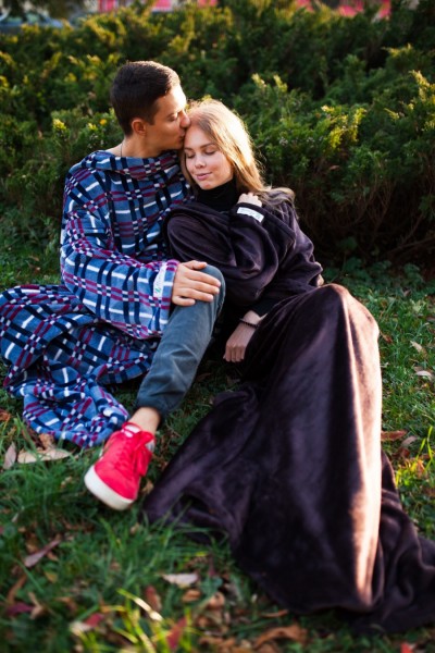 Плед із рукавами HOMELY LUXURY шоколадний Плед із рукавами HOMELY LUXURY шоколадний