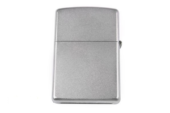 Запальничка Zippo 28457 Classical Curve Satin Chrome Запальничка Zippo 28457 Classical Curve Satin Chrome