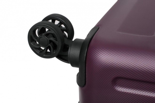 Валіза Members Chevron S Purple Валіза Members Chevron S Purple