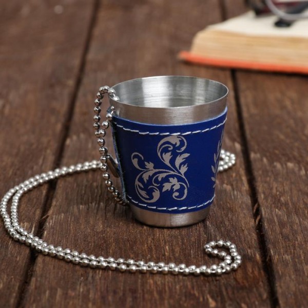 Стопка на ланцюжку Ні хвоста ні луски!, 30 мл Стопка на ланцюжку Ні хвоста ні луски!, 30 мл