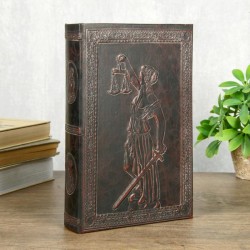 Сейф-книга дерево шкірзам Правосуддя 26х17х5 см Сейф-книга дерево шкірзам Правосуддя 26х17х5 см