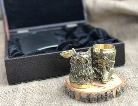 Мисливські чарки з бронзи 2шт з флягою Мисливські чарки з бронзи 2шт з флягою