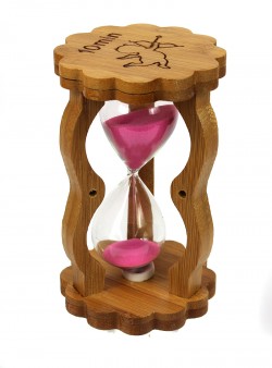 Часы песочные в бамбуке розовый песок