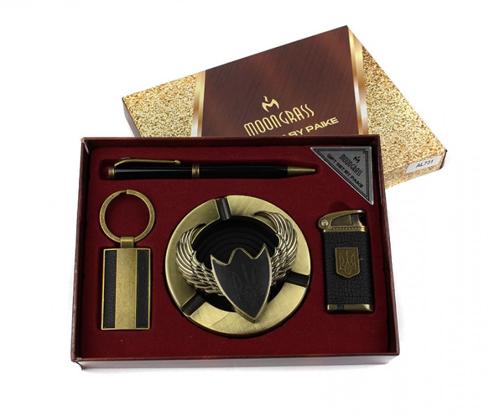 Подарунковий набір Україна 4в1 : Запальничка, Попільничка, Ручка, Брелок. Подарунковий набір Україна 4в1 : Запальничка, Попільничка, Ручка, Брелок.