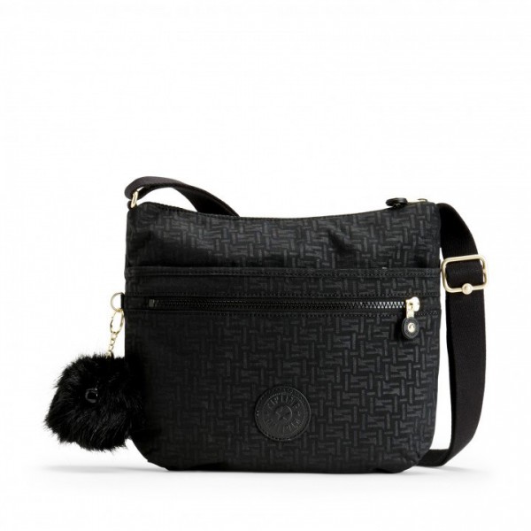 Сумка Arto жіноча наплічна (6л) (29x26x4см) BASIC PLUS / Black Pylon Emb Сумка Arto жіноча наплічна (6л) (29x26x4см) BASIC PLUS / Black Pylon Emb