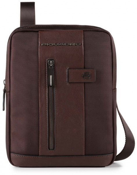 Сумка верт. на ремені з відділ. д/iPad Air/Pro (20,5x26x5) BRIEF/D.Brown Сумка верт. на ремені з відділ. д/iPad Air/Pro (20,5x26x5) BRIEF/D.Brown