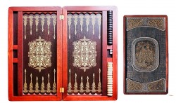 Нарди середні Замок Нарди середні Замок