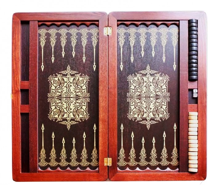 Нарди середні Замок Нарди середні Замок