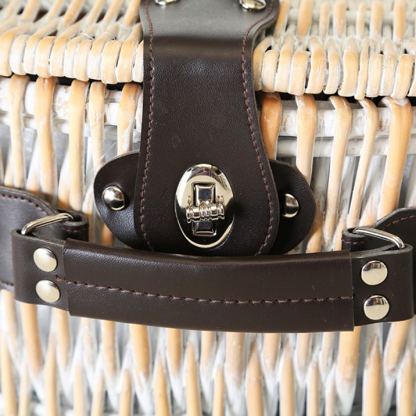 Набор для пикника Корзина Прованс на 2 персоны дерево беж 16*38*28 см Набор для пикника Корзина Прованс на 2 персоны дерево беж 16*38*28 см