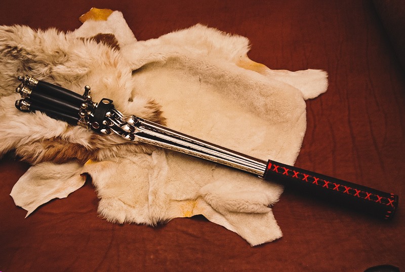 Набір шампурів ручної роботи"Трофейний" у сагайдаку Набір шампурів ручної роботи"Трофейний" у сагайдаку