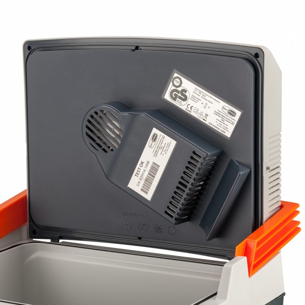 Автохолодильник SHIVER 26 12V/230 Автохолодильник SHIVER 26 12V/230