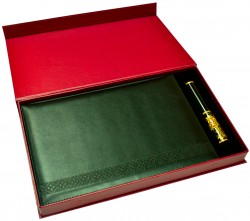 Подарочный набор «Бизнес»: ежедневник в кожаном переплете, металлическая ручка в футляре, подарочная коробка