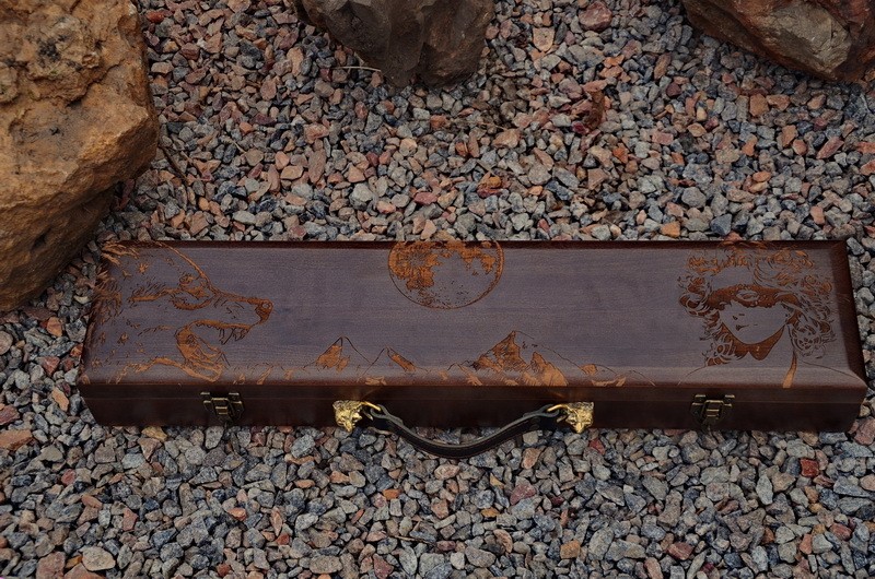 Набор авторских шампуров в кейсе Волчицы Набор авторских шампуров в кейсе Волчицы