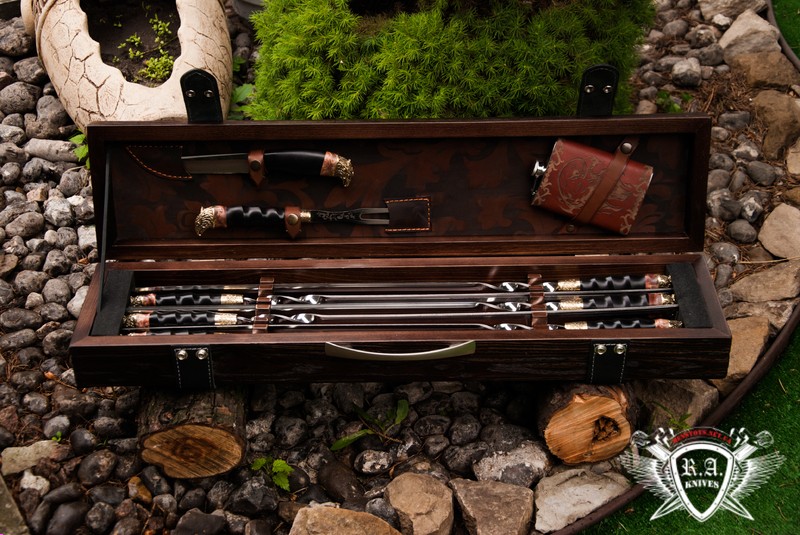 Набор шампуров ручной работы Полёт в кейсе Набор шампуров ручной работы Полёт в кейсе