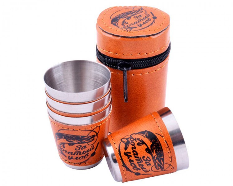 Рюмки в кожаном чехле За богатый улов 4 шт Рюмки в кожаном чехле За богатый улов 4 шт