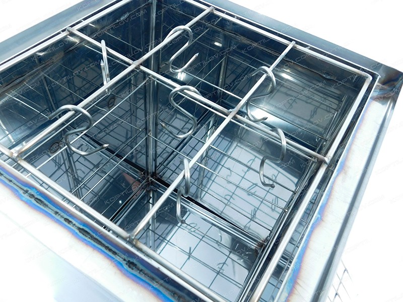 Коптильня Вертикальна ProSmoking термометр у комплекті Коптильня Вертикальна ProSmoking термометр у комплекті