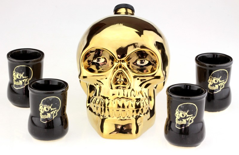 Коньячний набір Череп з чарками Коньячний набір Череп з чарками