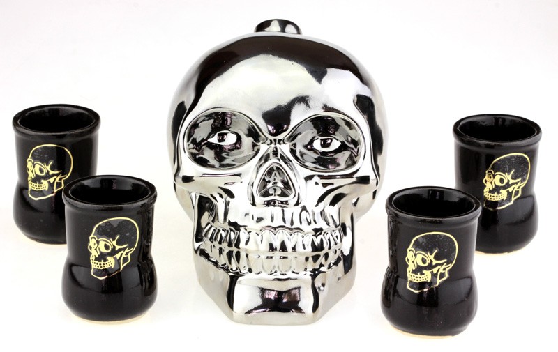 Горілковий набір штоф та чарки Череп Горілковий набір штоф та чарки Череп