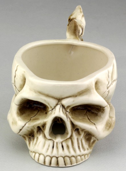 Кружка Череп с костями бежевая  Кружка Череп с костями бежевая