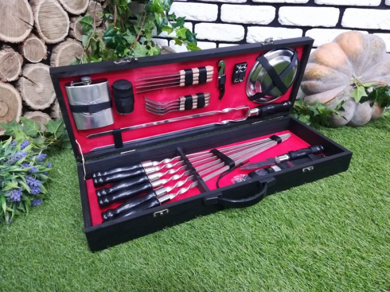 Подарочный набор для шашлыка LUX BLACK Подарочный набор для шашлыка LUX BLACK