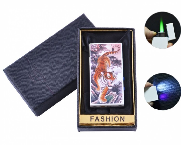 Зажигалка Тигр в подарочной коробке с фонариком Зажигалка Тигр в подарочной коробке с фонариком