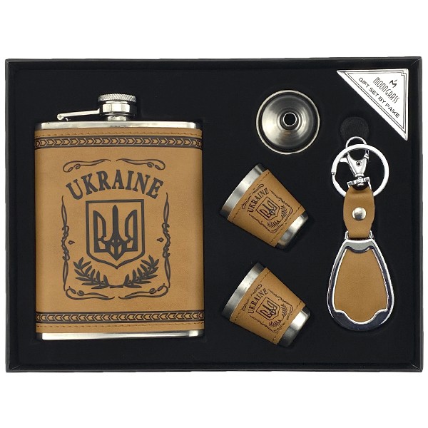 Набор фляга стопки брелок в коже Украина Набор фляга стопки брелок в коже Украина