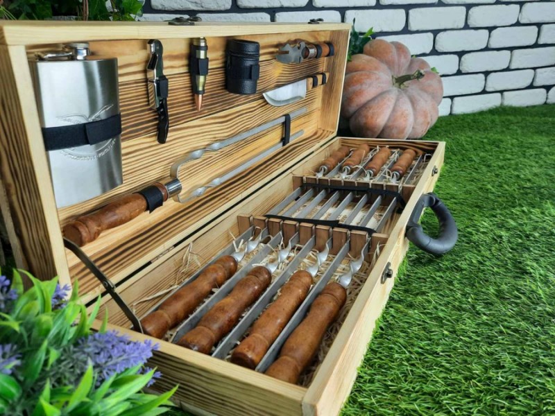 Подарочный набор шампуров "MASTER" В ДЕРЕВЯННОМ КЕЙСЕ Подарочный набор шампуров "MASTER" В ДЕРЕВЯННОМ КЕЙСЕ