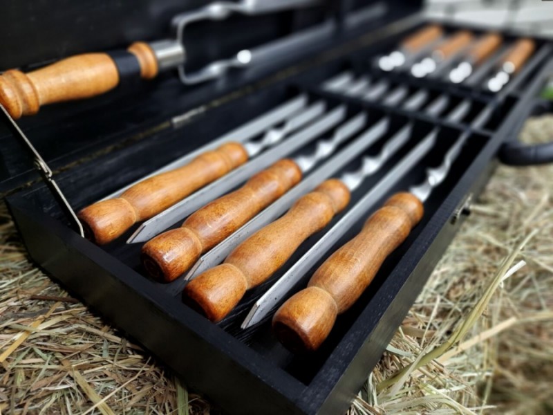 НАБОР 8 ШАМПУРОВ ДЛЯ МЯСА И ЛЮЛЯ-КЕБАБ MASTER + НАБОР АКСЕССУАРОВ В ДЕРЕВЯННОМ КЕЙСЕ НАБОР 8 ШАМПУРОВ ДЛЯ МЯСА И ЛЮЛЯ-КЕБАБ MASTER + НАБОР АКСЕССУАРОВ В ДЕРЕВЯННОМ КЕЙСЕ