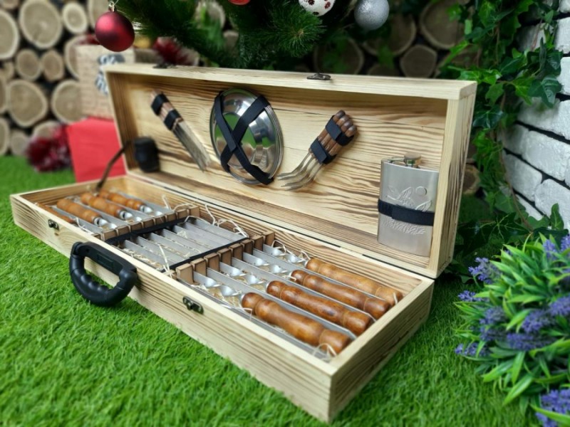 Набор 8 шампуров "Master" (720х12х3 мм) Набор 8 шампуров "Master" (720х12х3 мм)