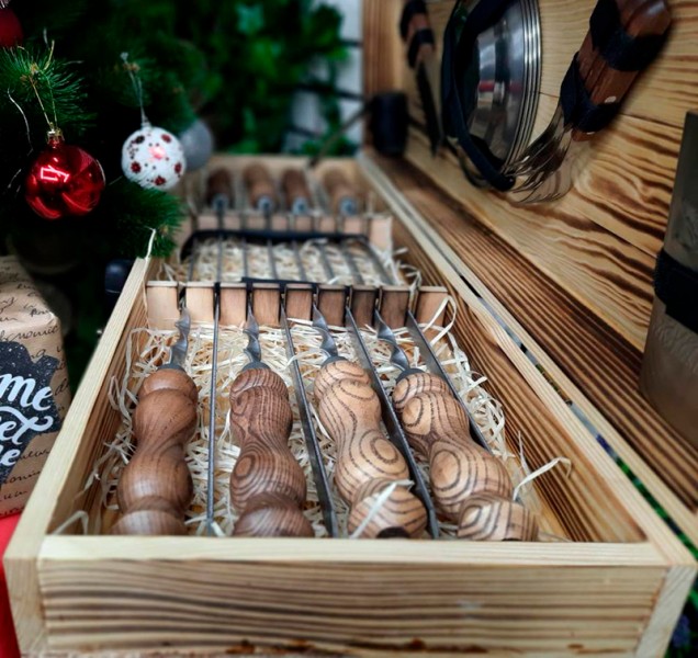 Набор 8 шампуров Elit (720х12х3 мм) Набор 8 шампуров Elit (720х12х3 мм)