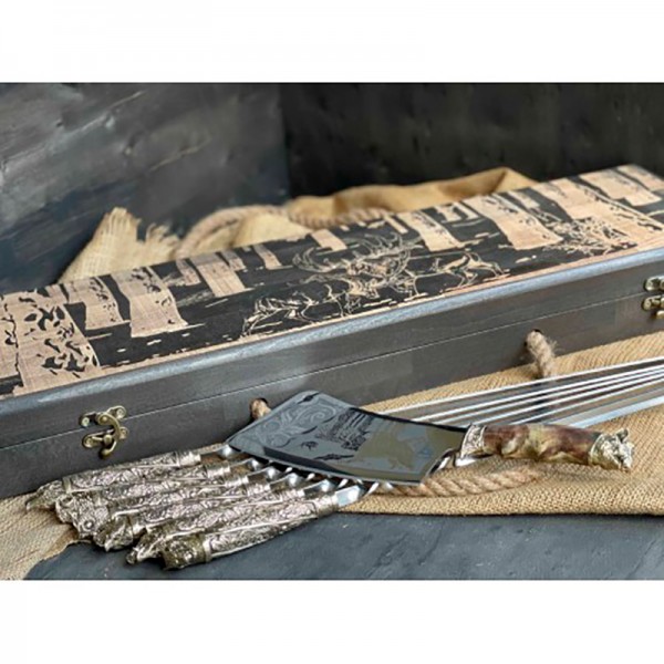 Шампура Дикие звери в расписном кейсе из бука. Шампура+секач Шампура Дикие звери в расписном кейсе из бука. Шампура+секач