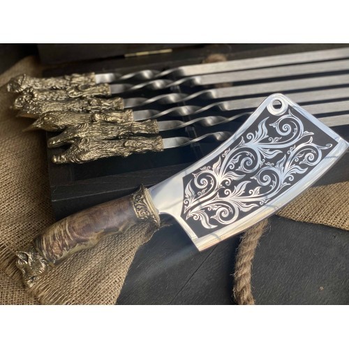 Шампура в расписном кейсе из бука Трофей+секач Шампура в расписном кейсе из бука Трофей+секач