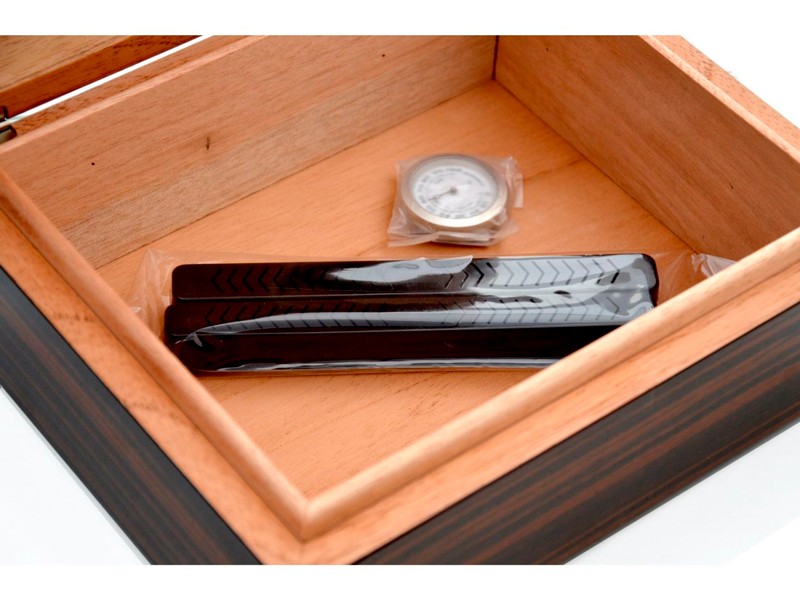 Хьюмидор на 25 сигар Хьюмидор на 25 сигар