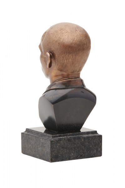 Бронзовый бюст Степана Бандеры Бронзовый бюст Степана Бандеры