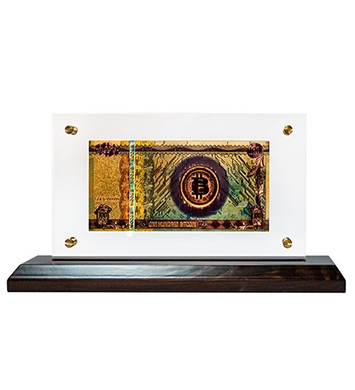Подарунка позолочена банкнота BITCOIN на підставці Подарунка позолочена банкнота BITCOIN на підставці