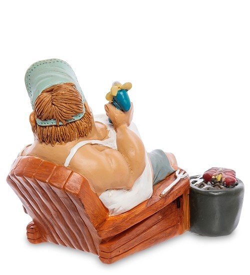 Статуэтка На даче Статуэтка На даче