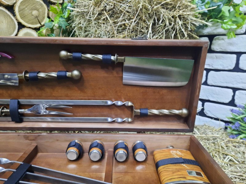 НАБОР ШАМПУРОВ С КОВАННОЙ РУЧКОЙ ВИКИНГ В ДЕРЕВЯННОМ КЕЙСЕ НАБОР ШАМПУРОВ С КОВАННОЙ РУЧКОЙ ВИКИНГ В ДЕРЕВЯННОМ КЕЙСЕ